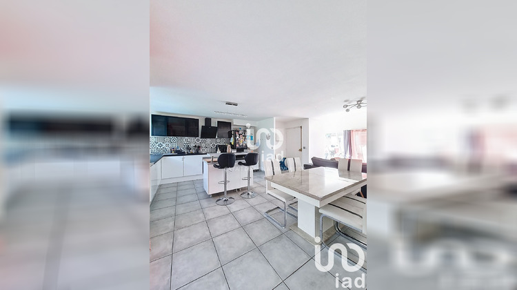 Ma-Cabane - Vente Appartement Savigny-le-Temple, 98 m²