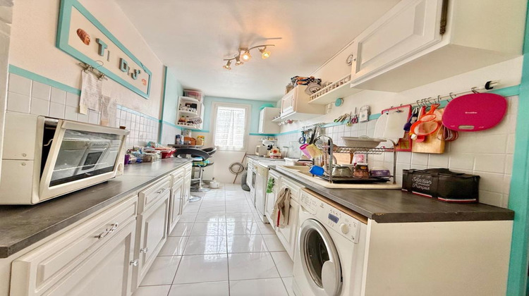 Ma-Cabane - Vente Appartement SAVIGNY LE TEMPLE, 83 m²