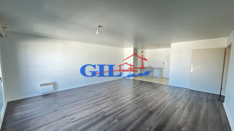 Ma-Cabane - Vente Appartement SAVIGNY-LE-TEMPLE, 62 m²