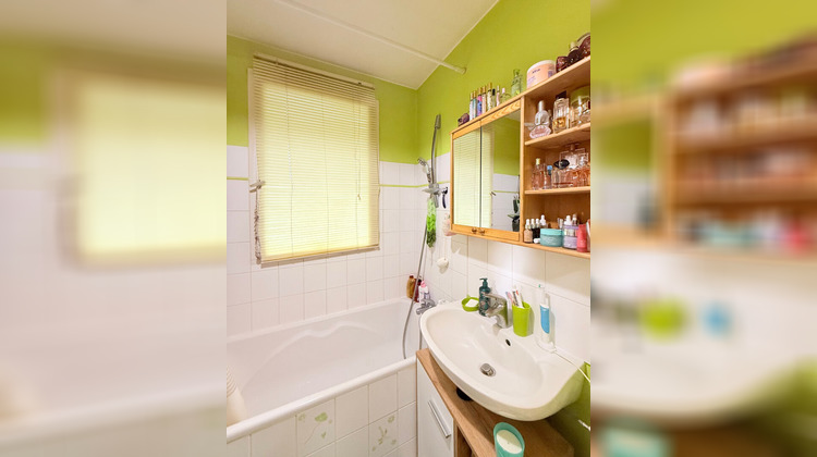 Ma-Cabane - Vente Appartement SAVIGNY-LE-TEMPLE, 47 m²