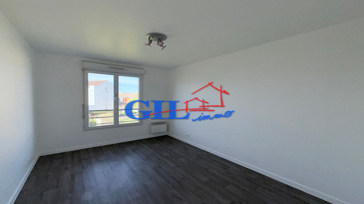 Ma-Cabane - Vente Appartement SAVIGNY-LE-TEMPLE, 63 m²