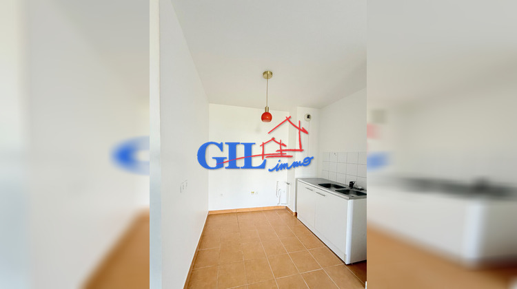 Ma-Cabane - Vente Appartement SAVIGNY-LE-TEMPLE, 63 m²