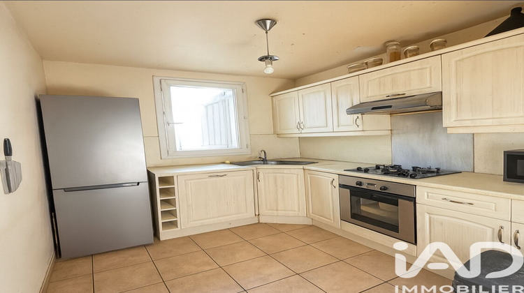 Ma-Cabane - Vente Appartement Savigny-le-Temple, 64 m²