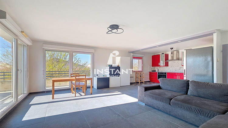 Ma-Cabane - Vente Appartement Savigny-le-Temple, 64 m²