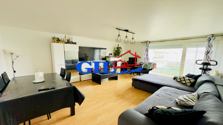 Ma-Cabane - Vente Appartement SAVIGNY-LE-TEMPLE, 63 m²