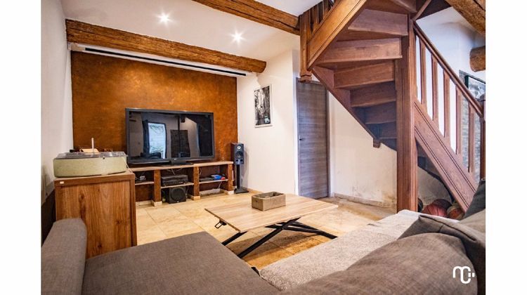 Ma-Cabane - Vente Appartement SEILLONS-SOURCE-D'ARGENS, 147 m²