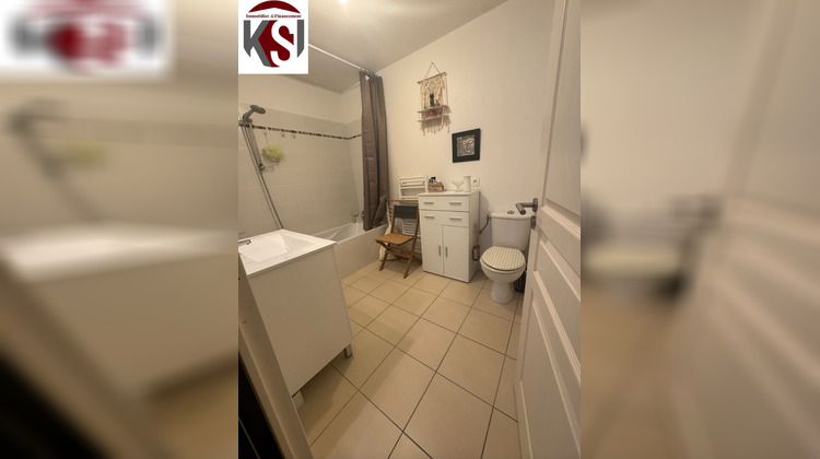 Ma-Cabane - Vente Appartement SEILLONS-SOURCE-D'ARGENS, 50 m²