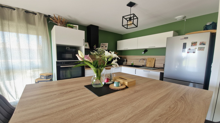 Ma-Cabane - Vente Appartement SENAS, 67 m²