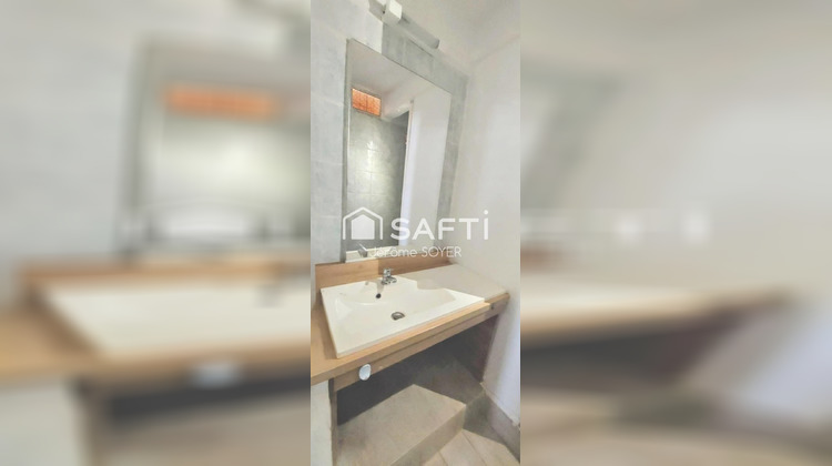 Ma-Cabane - Vente Appartement Senas, 35 m²