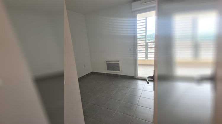 Ma-Cabane - Vente Appartement SEPTEMES-LES-VALLONS, 63 m²