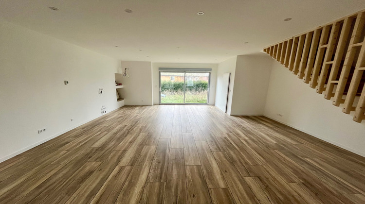 Ma-Cabane - Vente Appartement Sérézin-du-Rhône, 136 m²