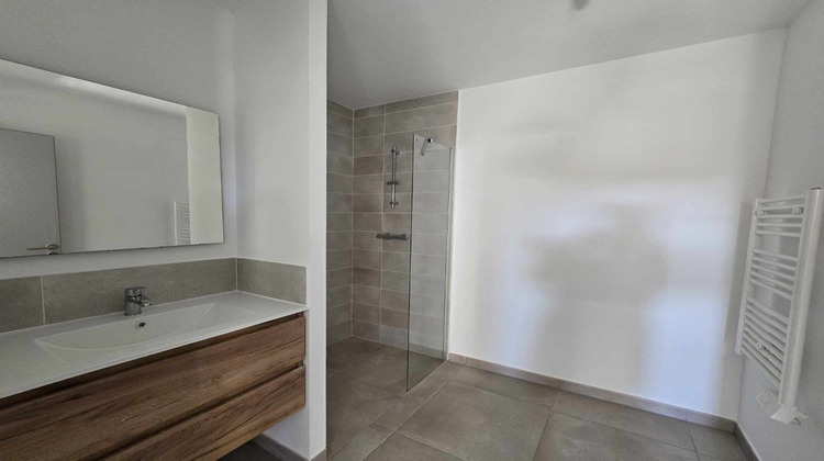 Ma-Cabane - Vente Appartement SERIGNAN, 62 m²