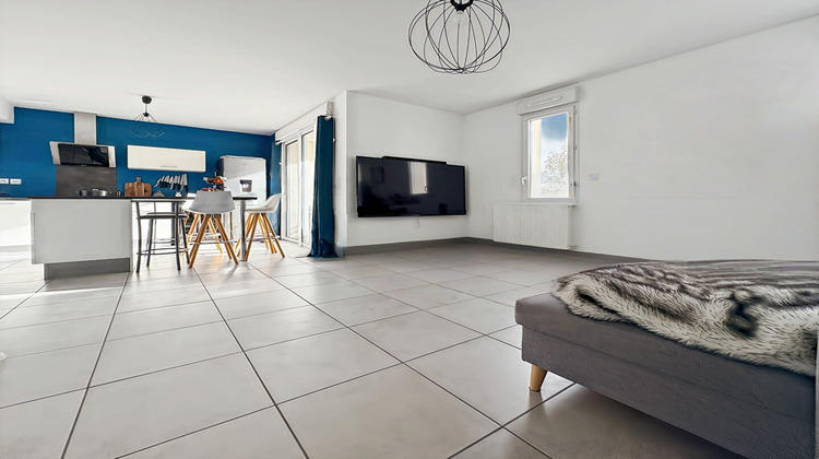 Ma-Cabane - Vente Appartement SERPAIZE, 61 m²