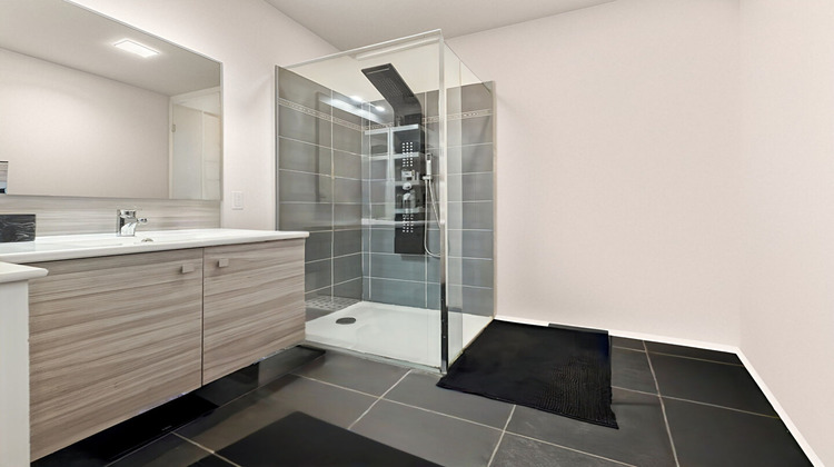 Ma-Cabane - Vente Appartement SERPAIZE, 61 m²