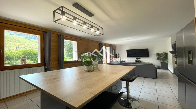 Ma-Cabane - Vente Appartement Serraval, 61 m²