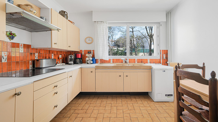 Ma-Cabane - Vente Appartement SEVRES, 76 m²