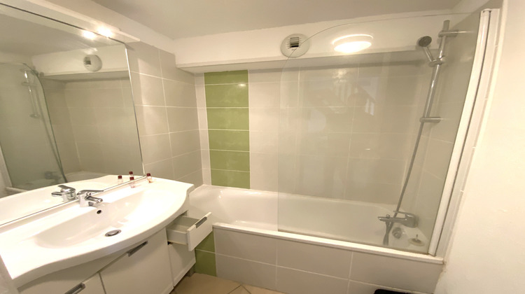 Ma-Cabane - Vente Appartement Signes, 70 m²