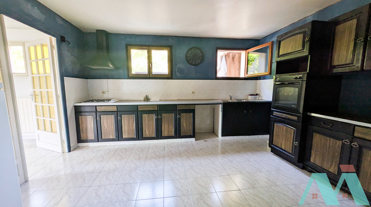 Ma-Cabane - Vente Appartement Signes, 175 m²