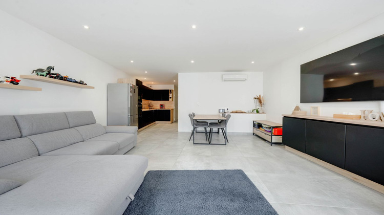 Ma-Cabane - Vente Appartement SIMIANE COLLONGUE, 68 m²