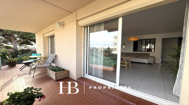 Ma-Cabane - Vente Appartement SIX FOURS LES PLAGES, 63 m²