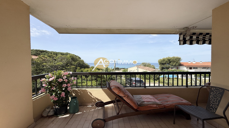 Ma-Cabane - Vente Appartement Six-Fours-les-Plages, 61 m²