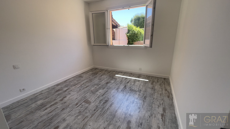 Ma-Cabane - Vente Appartement Six-Fours-les-Plages, 100 m²