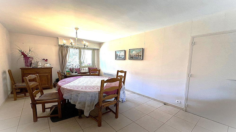 Ma-Cabane - Vente Appartement SIX FOURS LES PLAGES, 75 m²