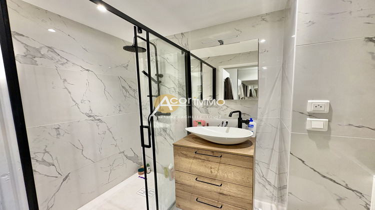 Ma-Cabane - Vente Appartement Six-Fours-les-Plages, 60 m²