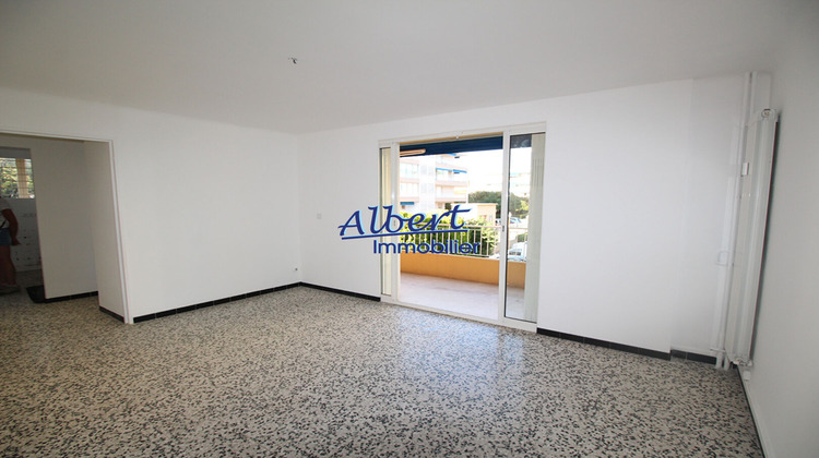 Ma-Cabane - Vente Appartement SIX-FOURS-LES-PLAGES, 48 m²