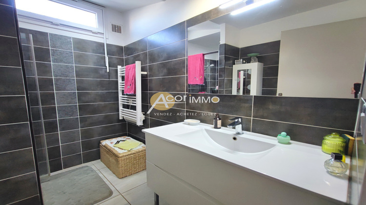 Ma-Cabane - Vente Appartement Six-Fours-les-Plages, 58 m²