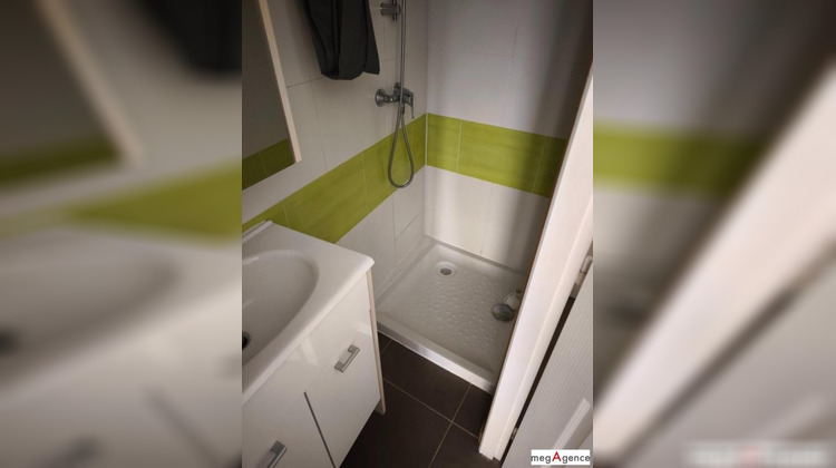 Ma-Cabane - Vente Appartement SIX FOURS LES PLAGES, 22 m²