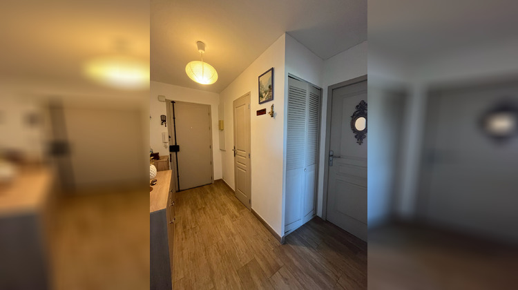 Ma-Cabane - Vente Appartement Six-Fours-les-Plages, 63 m²