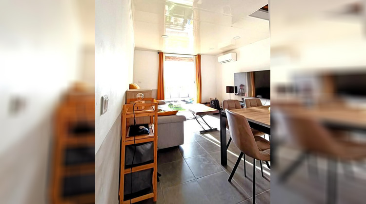 Ma-Cabane - Vente Appartement SIX FOURS LES PLAGES, 38 m²