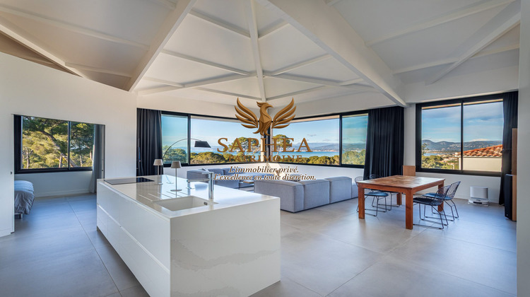 Ma-Cabane - Vente Appartement Six-Fours-les-Plages, 140 m²