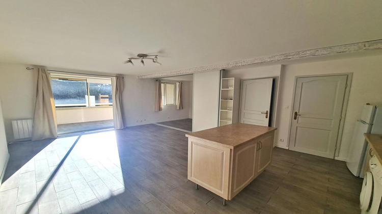 Ma-Cabane - Vente Appartement SIX FOURS LES PLAGES, 57 m²