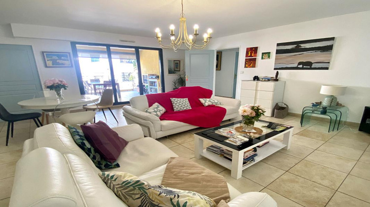 Ma-Cabane - Vente Appartement SIX FOURS LES PLAGES, 95 m²
