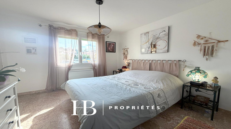 Ma-Cabane - Vente Appartement SIX FOURS LES PLAGES, 77 m²