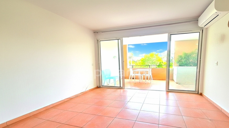 Ma-Cabane - Vente Appartement SIX FOURS LES PLAGES, 34 m²