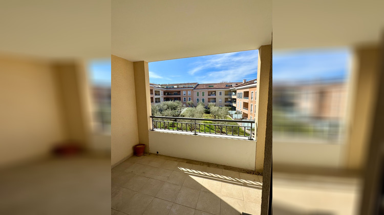 Ma-Cabane - Vente Appartement SIX-FOURS-LES-PLAGES, 80 m²