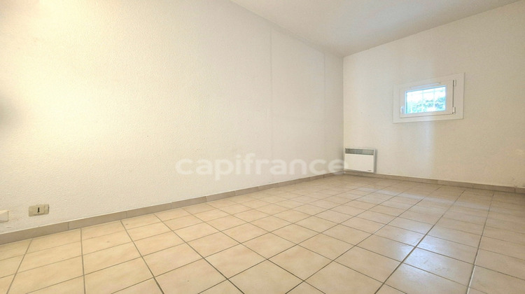 Ma-Cabane - Vente Appartement SIX FOURS LES PLAGES, 38 m²