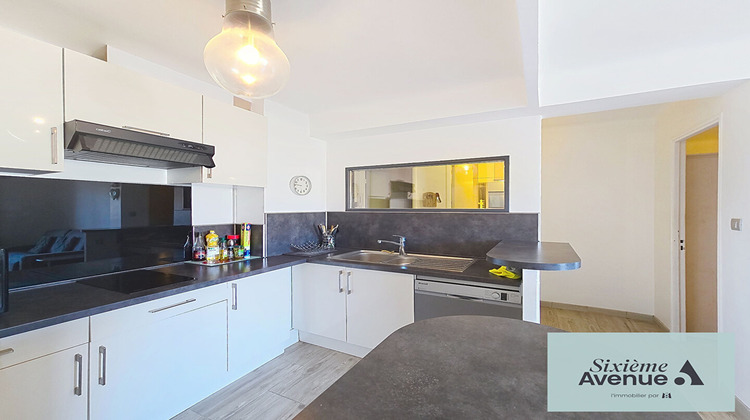 Ma-Cabane - Vente Appartement SIX-FOURS-LES-PLAGES, 39 m²