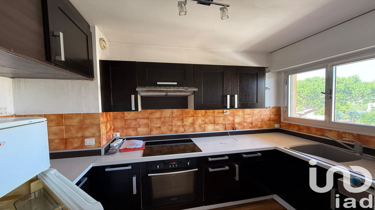 Ma-Cabane - Vente Appartement Six-Fours-les-Plages, 58 m²