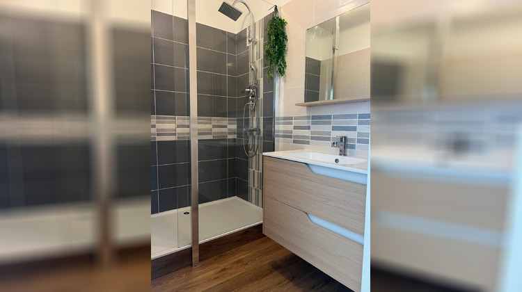 Ma-Cabane - Vente Appartement Six-Fours-les-Plages, 62 m²