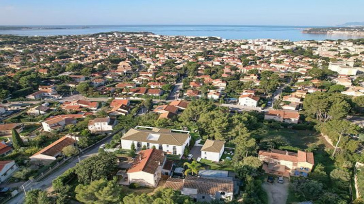 Ma-Cabane - Vente Appartement Six-Fours-les-Plages, 96 m²