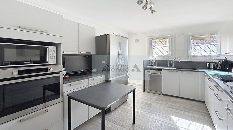 Ma-Cabane - Vente Appartement SIX-FOURS-LES-PLAGES, 71 m²