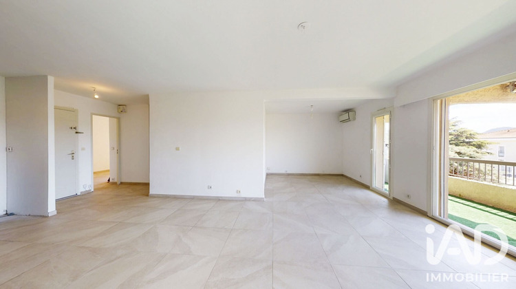 Ma-Cabane - Vente Appartement Six-Fours-les-Plages, 70 m²