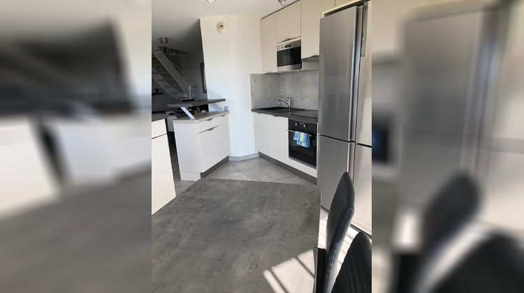Ma-Cabane - Vente Appartement Six-Fours-les-Plages, 80 m²