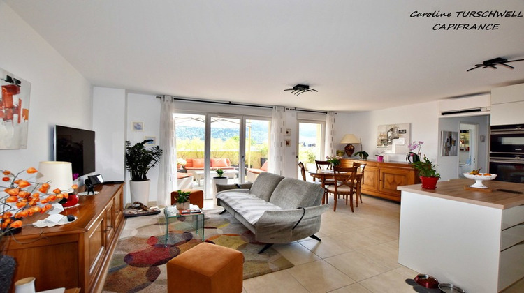 Ma-Cabane - Vente Appartement SOLLIES PONT, 65 m²