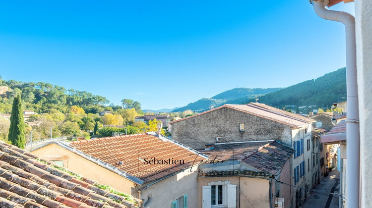 Ma-Cabane - Vente Appartement SOLLIES TOUCAS, 56 m²