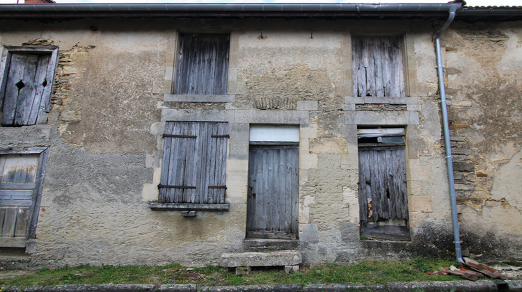 Ma-Cabane - Vente Appartement SOMMEVOIRE, 67 m²